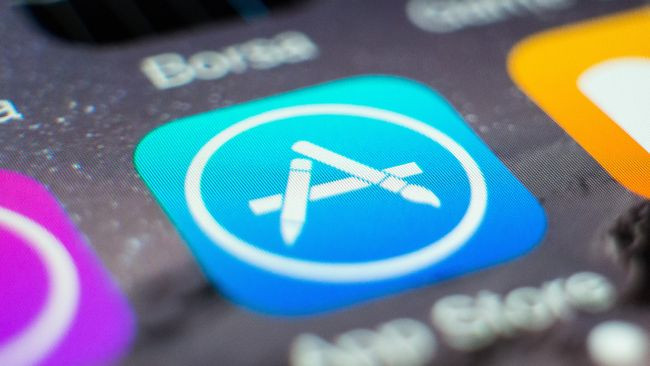 Dianggap Berisi Konten Ilegal, Apple Hapus Aplikasi Al-Quran di China