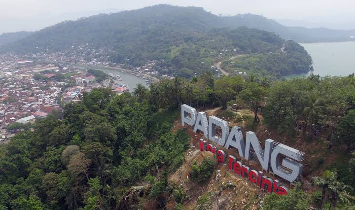 5 Juta Wisatawan Nusantara Ditargetkan Bertandang ke Padang