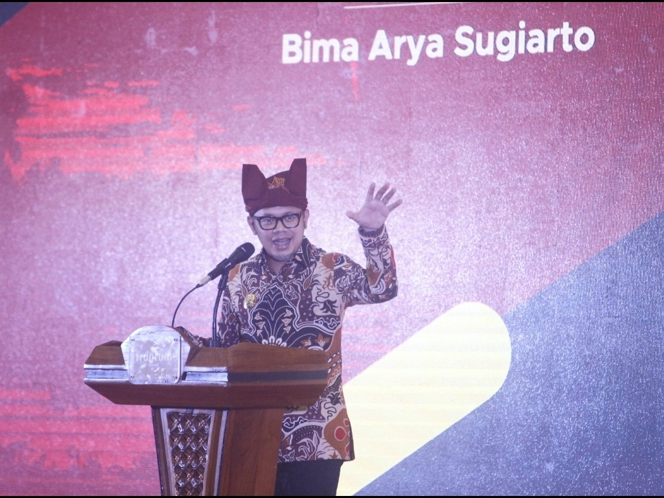 Mendagri Ingatkan Wali Kota se-Indonesia Soal Gejolak Ekonomi Deep Darkness