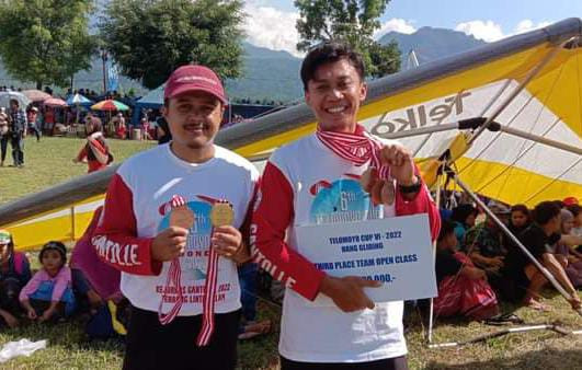 Atlet Sumbar Raih 5 Medali di Kejuaraan Paralayang Malaysia