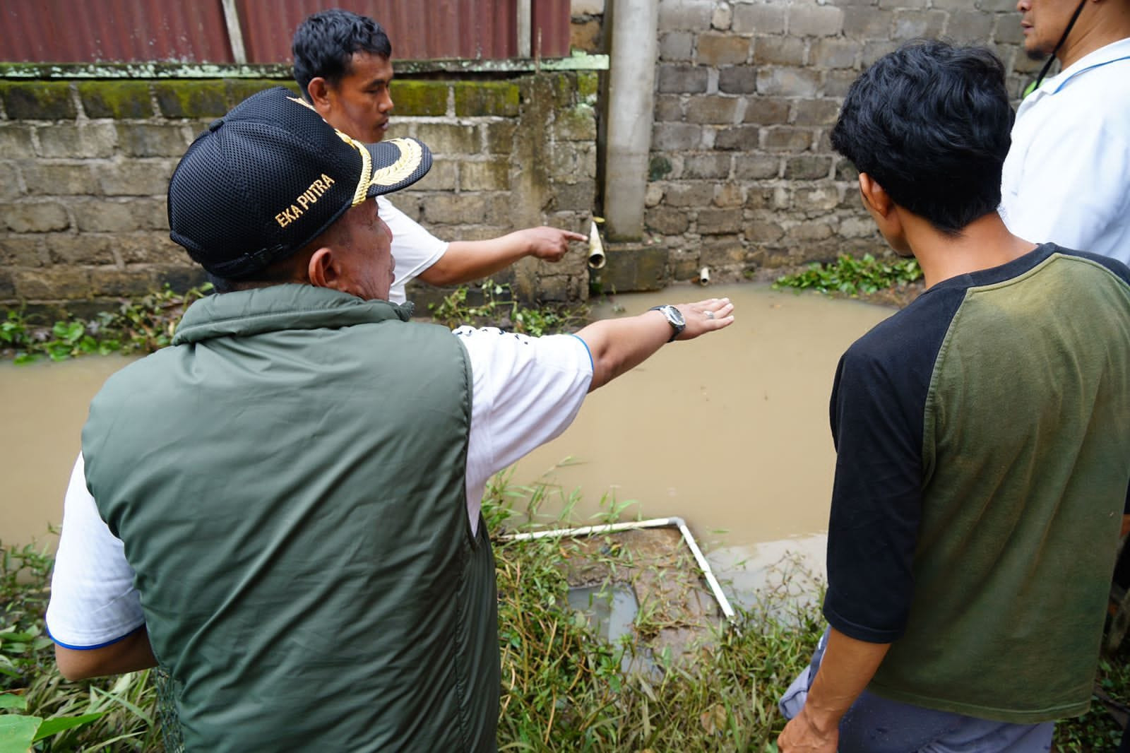 Banjir Rendam 4 Rumah Warga di Kampung Baru Tanah Datar