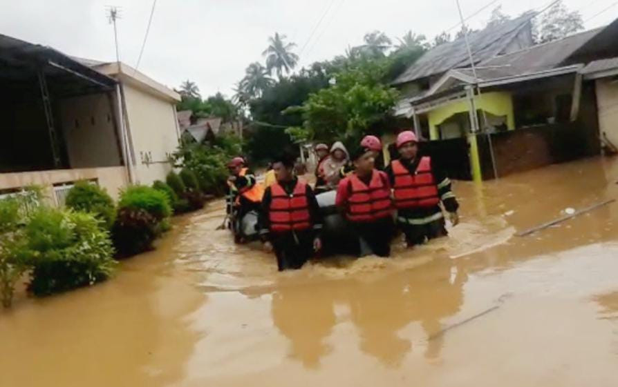 Dilanda Hujan Seharian, 7 Kecamatan di Padang Terdampak Bencana