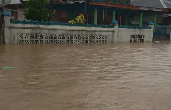 Banjir Landa Padang Saat Hujan Deras, Dinas PUPR: Faktor Alam