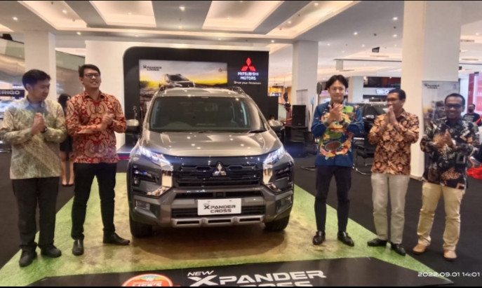 New Xpander Cross Dikenalkan di Padang