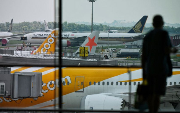 Pintu Keluar Dibuka, Warga Singapura Serbu Tiket Pesawat