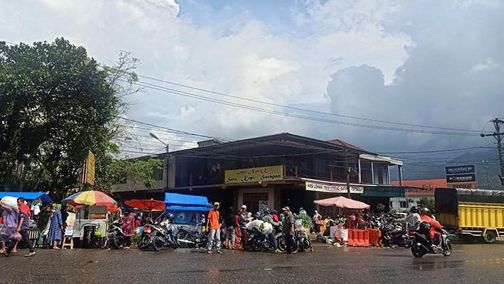 Pedagang Pasar Padang Panjang tak Henti Dirundung Keluhan