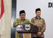 Suhatri Bur Sampaikan Maaf dan Pamit, Jhon Kenedy Azis Ucapkan Terima Kasih pada Rapat Paripurna DPRD Padang Pariaman