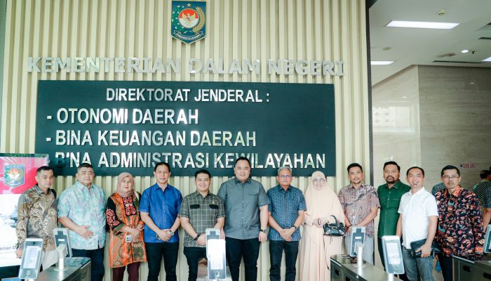 Tim Pansus Tatib DPRD Sumbar Lakukan Konsultasi Awal ke Direktorat Produk Hukum Daerah Kemendagri