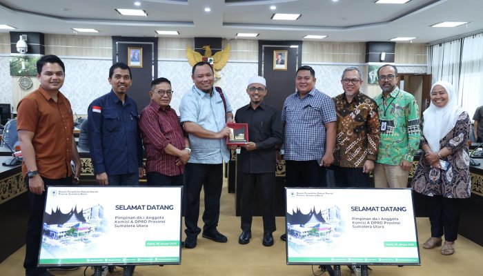 Komisi A DPRD Sumut Berbagi Informasi dengan Komisi I DPRD Sumbar Terkait Hak-Hak Keuangan Kedewanan