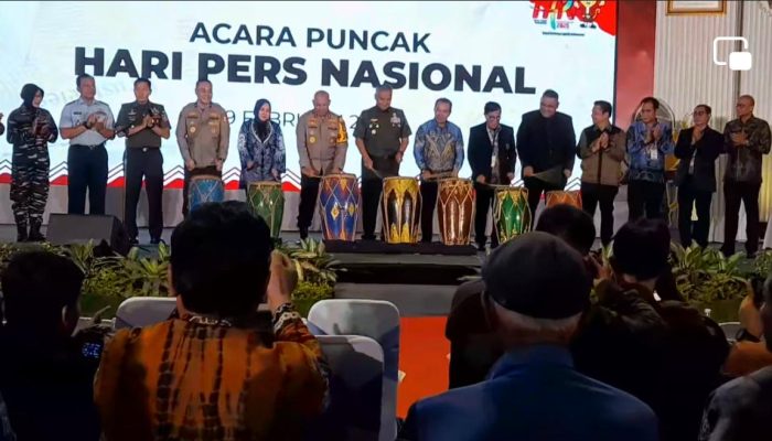 Dihadiri Fadlizon, HPN Di Banjarmasin Meriah, Pemimpin Perusahan Khazanah Terima Penghargaan PCNO