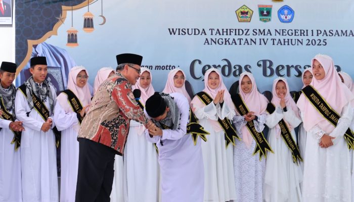 Ketua DPRD Sumbar Tekankan Pentingnya Menyiapkan Generasi Emas untuk Bangun Masa Depan Sumbar dan Indonesia