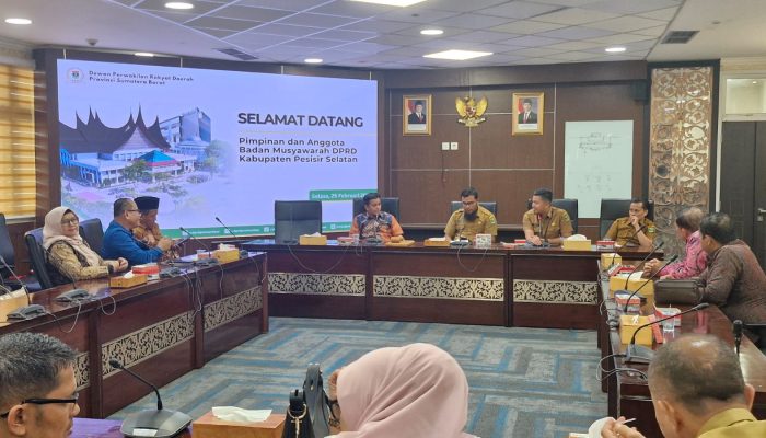 Bamus DPRD Kabupaten Pesisir Selatan Diskusikan Berbagai Aspek Tata Kelola dengan DPRD Provinsi Sumbar