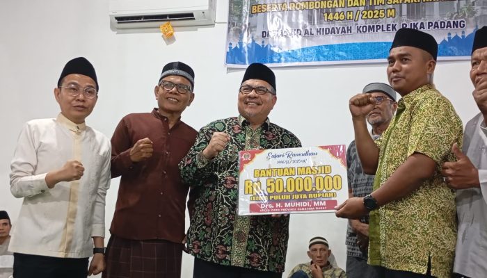 Ketua DPRD Sumbar Muhidi Mengajak Masyarakat Berfikir Positif Terhadap Pemerintah