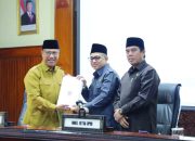 Rapat Paripurna DPRD Kota Bukittinggi  LKPJ Wali Kota Bukittinggi Tahun Anggaran 2024, Ranperda SPBE dan  RPPLH