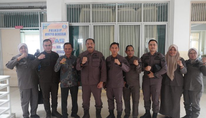 Wakajati Sumbar Memberikan Pemahaman Hukum Kepada SIswa SMK Negeri 5 Padang 