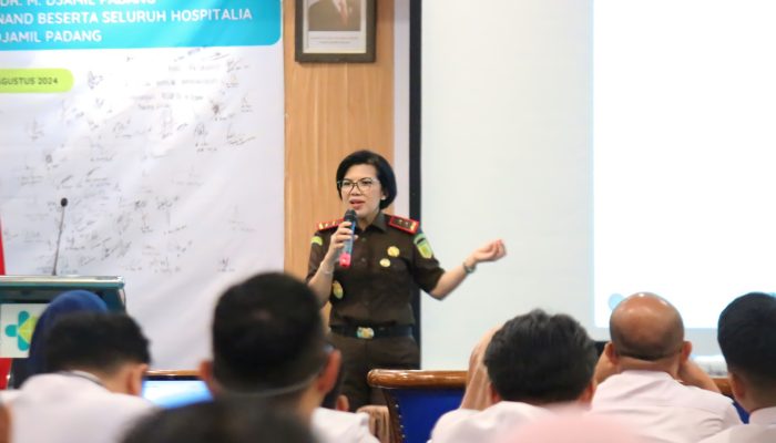 Sosialisasi Hukum di RSUP M. Djamil Padang, Kajati Sumbar Tegaskan Pelaku Perundungan Bisa Dipidana