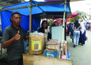 Habis Masa Pegawai Kontrak : Zulfahmi Membantu Usaha Keluarga Kacang Randang Yogi