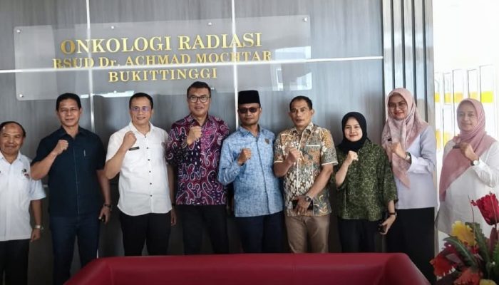 Pansus LKPj DPRD Sumbar Turun ke Lapangan Tinjau Sejumlah Lokasi Strategis