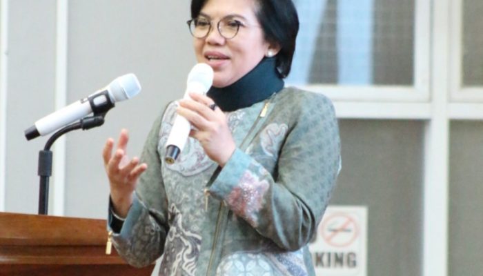 FH Unand Gelar Seminar Mitigasi Resiko Pengadaan Barang dan Jasa di Perguruan Tinggi Berbadan Hukum