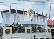 KPU Sumbar Serahkan 57 SK CPNS Formasi 2024 Sekalian Beri Pembekalan Integritas