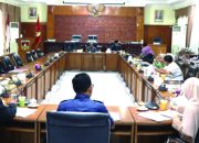 Laporan dua Ranperda Pansus dan Laporan Reses Masa Sidang II Tahun 2024-2025
