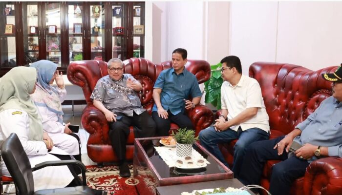 Pastikan Efektivitas Penggunaan Anggaran Daerah, Ketua DPRD Sumbar dan Banggar Tinjau Dinas Pendidikan Wilayah I Bukittinggi