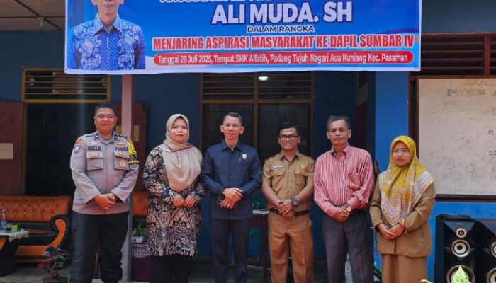 Reses di Nagari Aua Kuniang Pasbar, Anggota DPRD Sumbar Ali Muda Tampung Aspirasi Warga