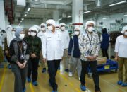 Kunjungi Pabrik dan Pusat Riset ParagonCorp, Kepala BPOM RI Soroti Inovasi Berbasis Riset Industri Kosmetik