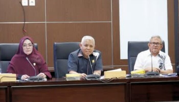Bahas Ranperda Pengelolaan Pesantren, Komisi V DPRD Sumbar Gelar Rapat Finalisasi Bersama Mitra Kerja