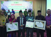 Kota Bukittinggi Terima Penghargaan Penyelenggaraan Ibadah Haji dan Tabungan Haji Pelajar