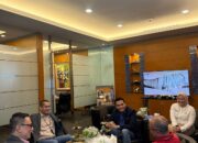 Peringati Hari Pelanggan Nasional, RCEO dan Branch Manager BRI Padang Sapa Langsung Nasabah