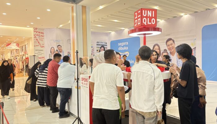 UNIQLO Hadir, Warga Padang Serbu Basko City Mall