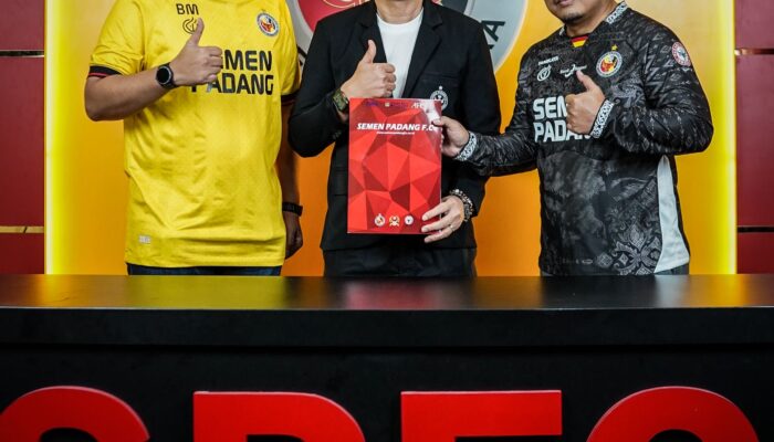 Bantu Semen Padang FC, Manajemen Tunjuk Yeyen Tumena sebagai Direktur Teknik