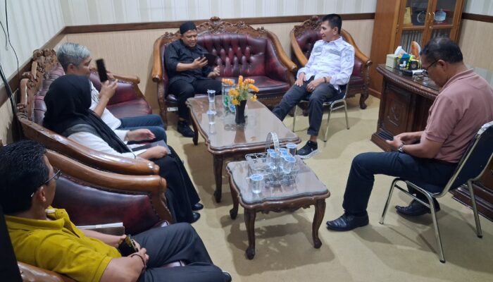 Wakil Ketua DPRD Pesisir Selatan Studi Banding Ke DPRD Agam