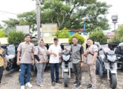 Wakil Ketua DPRD Sumbar Evi Yandri Serahkan 10 Unit Bentor ke Kelompok Lembaga Pengelolaan Sampah di Padang