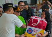 341 Warga Batu Busuk Mengungsi ke SMP 44, Pemprov Sumbar Salurkan Bantuan Darurat