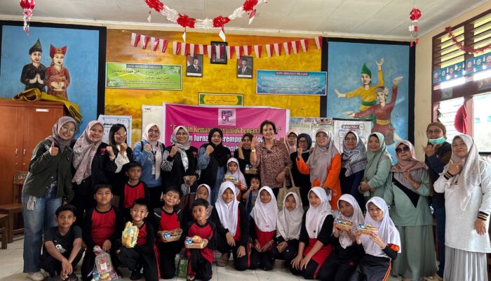 FJPI Sumbar Gelar Trauma Healing untuk Anak Korban Bencana Alam di Padang