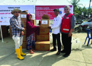 PMI Sumbar Bagikan 166 Buah Rice Cooker Untuk Korban Bencana Sumbar