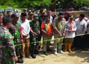 Danrem 032/WiraBraja Brigjen TNI Mahfud dan Wabup Agam Resmikan Pemakaian Jembatan Aramco di Nagari Malalak Utara