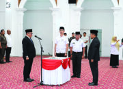Wali Kota Bukittinggi Ramlan Nurmatias Lantik Hendry Sebagai Sekretaris Dewan DPRD Definitif