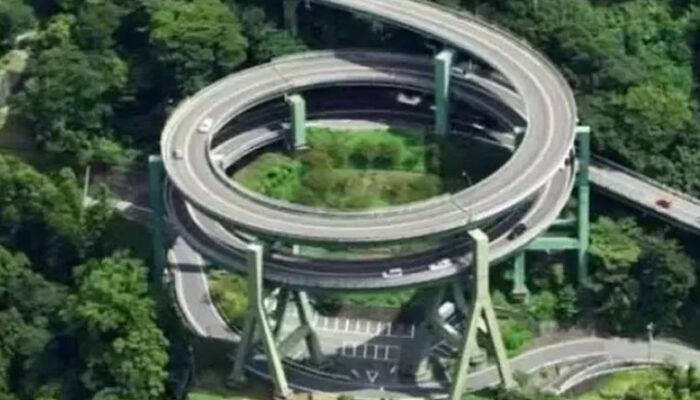 Rencana di Awak, Tanah di Urang