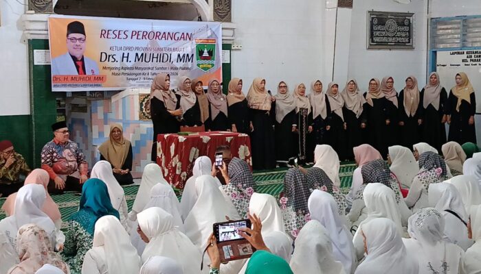 Jelang Ramadan, Ketua DPRD Sumbar Ajak Ibu-Ibu Majelis Taklim Perbanyak Interaksi dengan Alquran dan Perkuat Ekonomi Keluarga