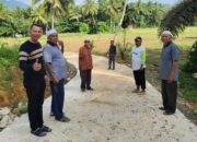 Dinilai Penting bagi Petani, Ali Muda Manfaatkan Reses dengan Meninjau Jalan Usaha Tani di Kampung Simaroken