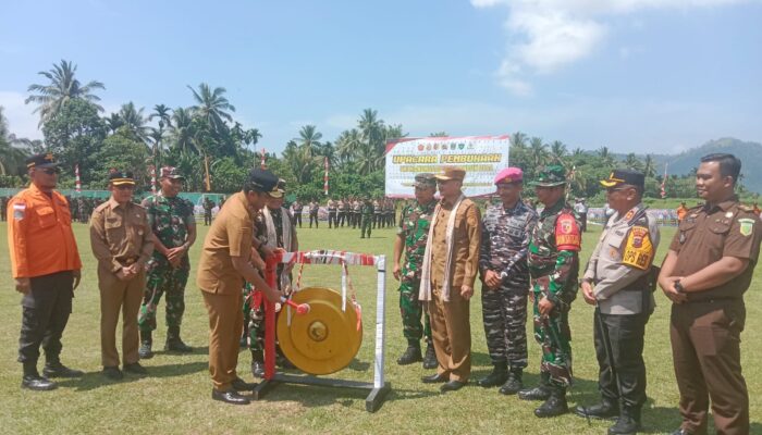 Wagub Sumbar Vasko Ruseimy Buka Resmi TMMD ke-127 di Koto Berapak Bayang Kabupaten Pesisir Selatan