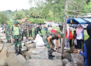 Peringati HPSN, Perkimtan LH Pessel Gelar Gotong Royong Massal di Kawasan Pantai Carocok Hingga Muaro Painan