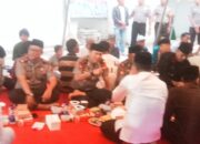 Wakapolda Sumbar Buka Puasa Bersama Masyarakat Terdampak Banjir dan Longsor di Huntara Limau Hantu Puluik-Puluik