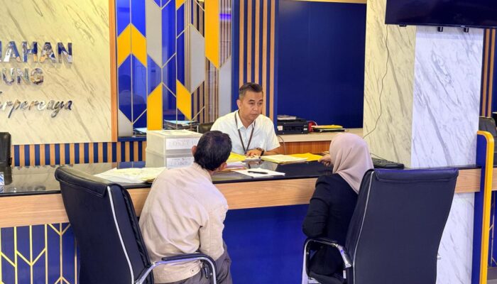 PELATARAN Jadi Andalan, Warga Manfaatkan Hari Libur untuk Urus Informasi Pertanahan