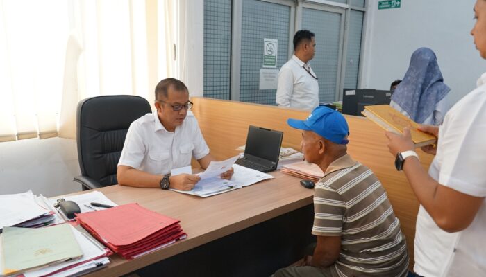 Pastikan Legalitas Penggantian Dokumen, Pemohon Sertifikat Tanah Hilang Jalani Sumpah di BPN Pasaman Barat