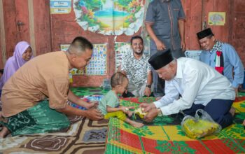 Warga Luhak Nan Duo Pasaman Barat Terima Bantuan Perbaikan Rumah dari Pemprov Sumbar