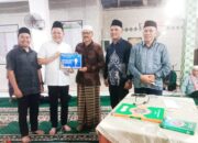 Safari Ramadan ke Masjid Baiturahmah Kampung Lubuk Pasing, Doni Harsiva Yandra Serahkan Bantuan Rp30 Juta